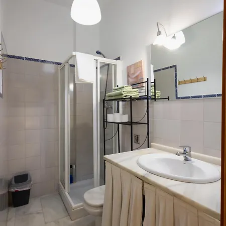 Apartamento Acogedor En Triana Seville Exterior photo